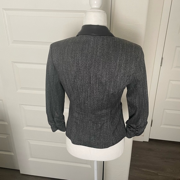 EXPRESS 3/4 Sleeve Jacket Sz 8 - Picture 6 of 6